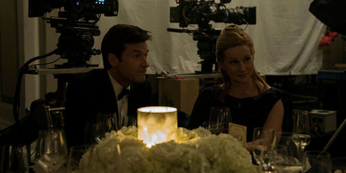Ozark: Netflix's Gritty Midwest Drama