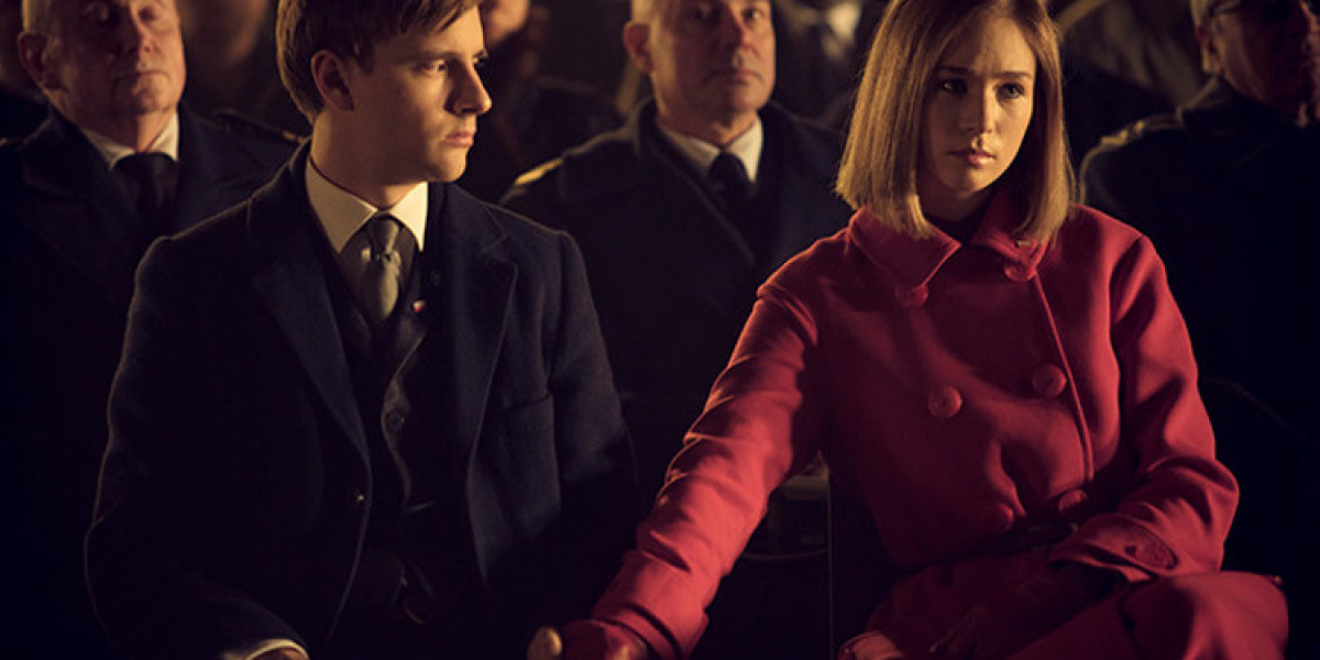1983 Netflix Series – Poland's Dystopian Thriller