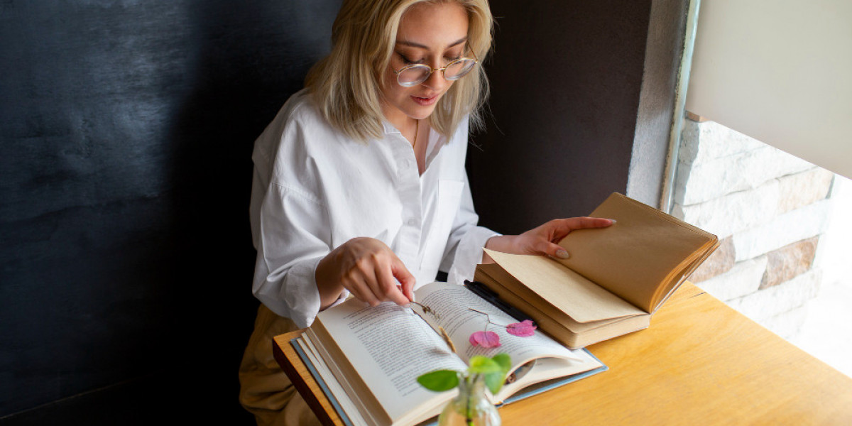 How Digital Book Platforms Are Redefining the Way People Read